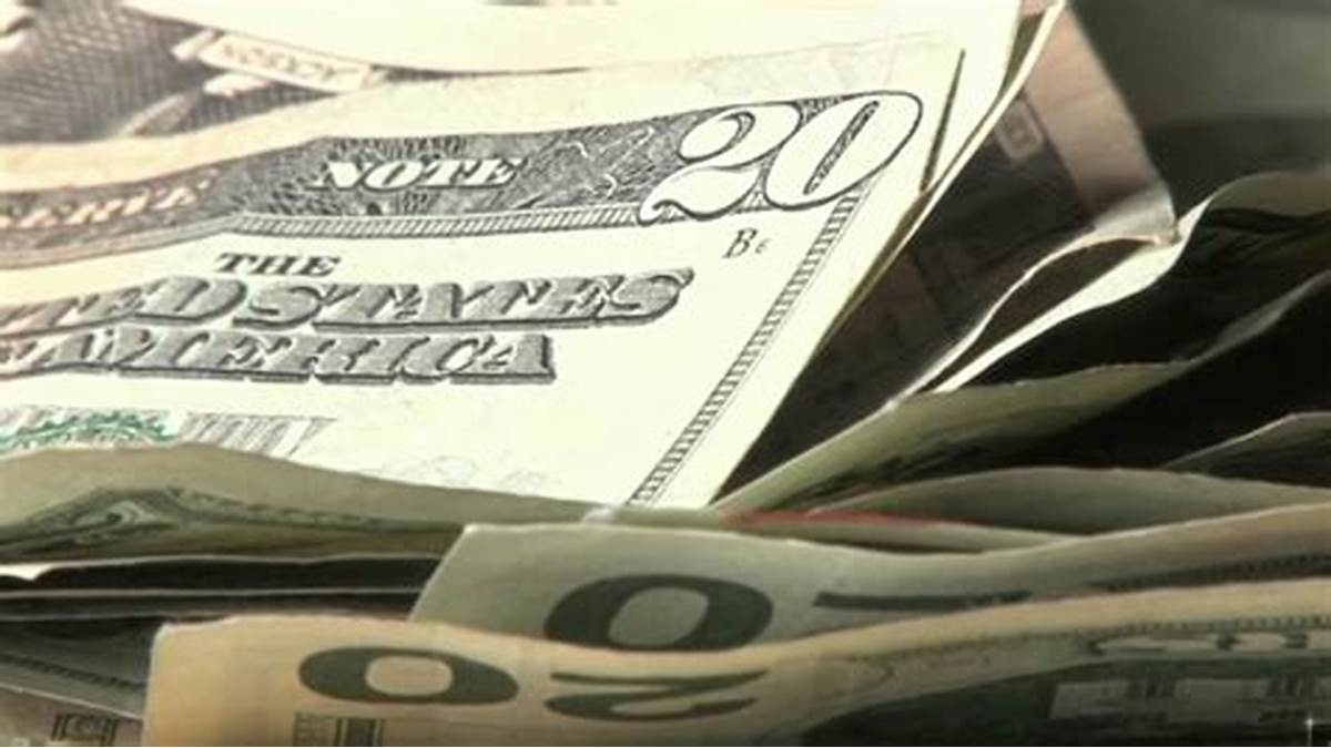 Tỷ giá USD hôm nay 9/4: Tỷ giá trung tâm nâng lên đạt 24.936 đồng/USD